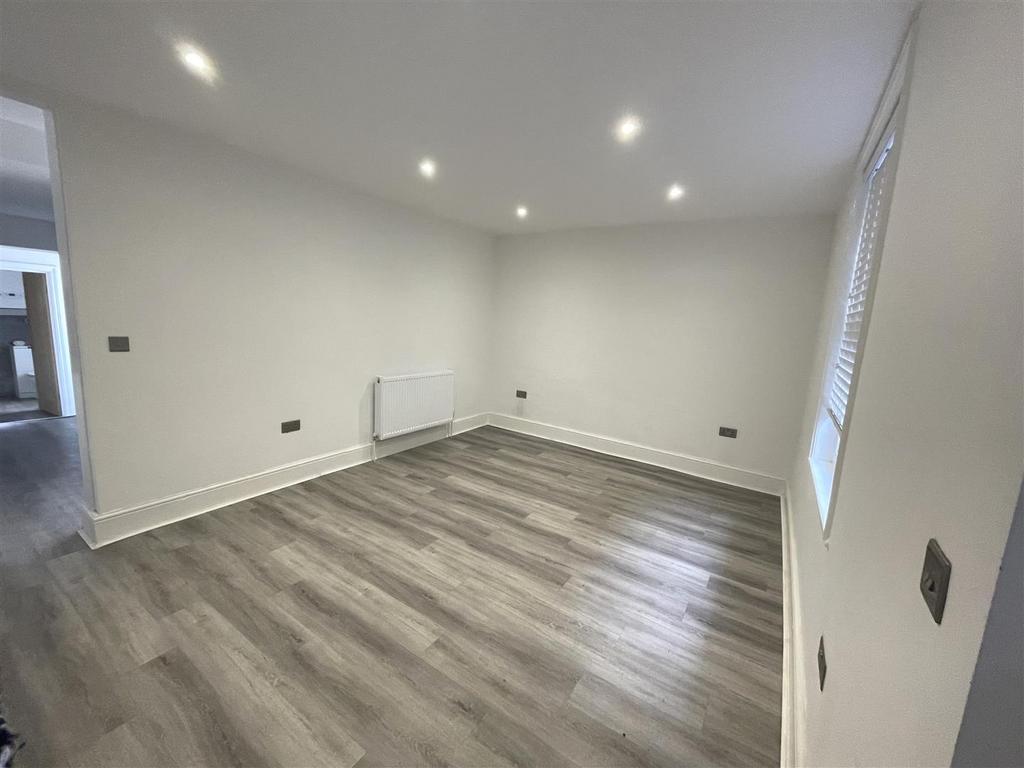 Lounge.jpg
