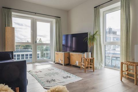 2 bedroom flat for sale, Park Road, Poole BH15
