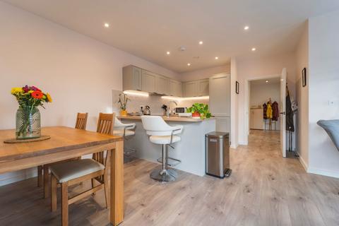 2 bedroom flat for sale, Park Road, Poole BH15