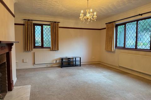 4 bedroom detached bungalow to rent, Heol Y Foel, Foelgastell SA14