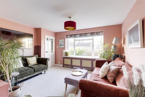 5 bedroom detached house for sale, Walsingham Road, Woodthorpe NG5
