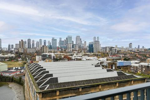 Studio to rent, 11 Makers Yard, London E3