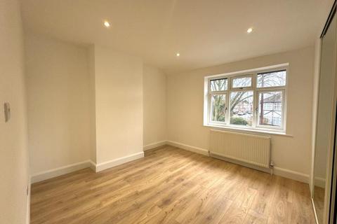 undefined, Fenton Avenue, Staines TW18
