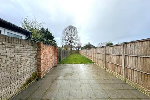 undefined, Fenton Avenue, Staines TW18