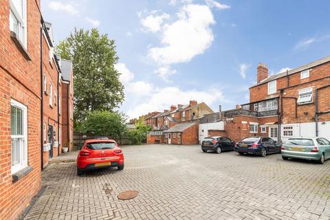 undefined, Middleton Road, Banbury, Oxfordshire, OX16 3QR