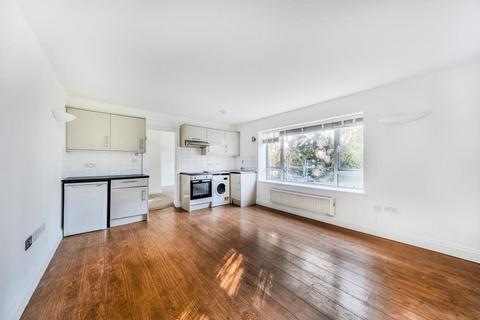 undefined, St Anns Court,  Sunnyfield Road  NW$,  NW4
