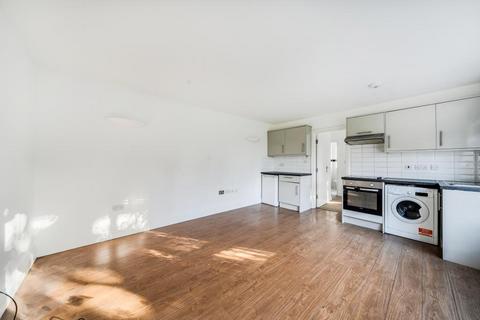 undefined, St Anns Court,  Sunnyfield Road  NW$,  NW4