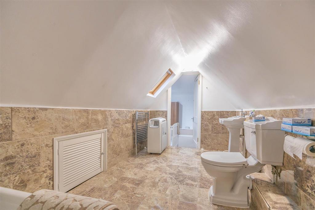 Bedroom 5 En-Suite