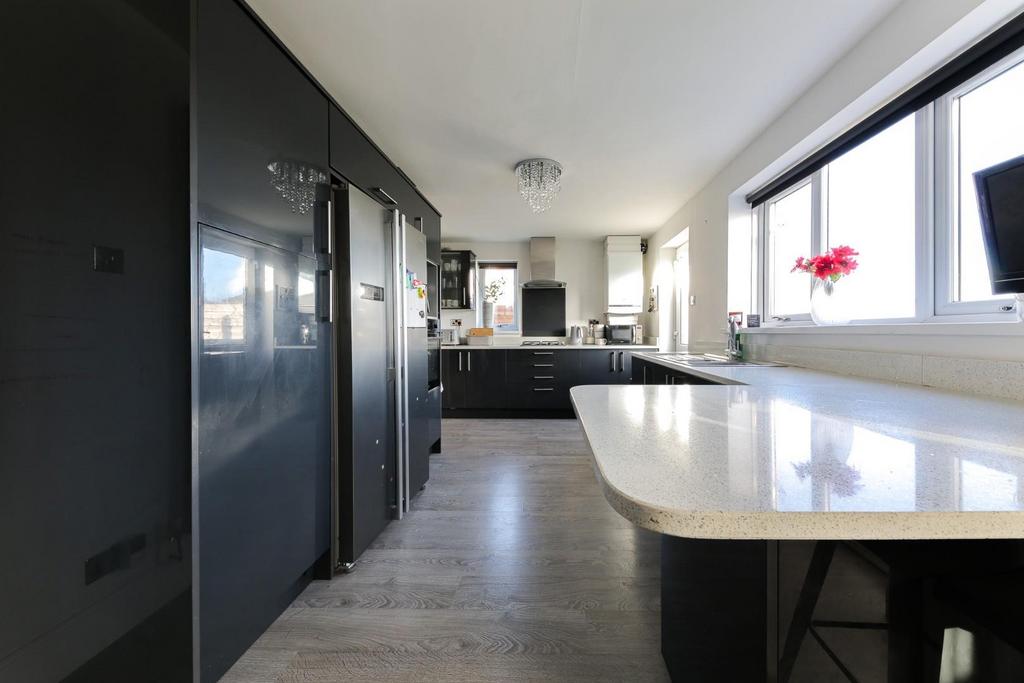 Kitchen-2.jpg