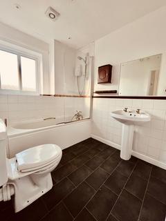undefined, Sovereign Way, Moseley B13