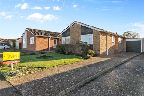2 bedroom detached bungalow for sale, Milland Road, Hailsham