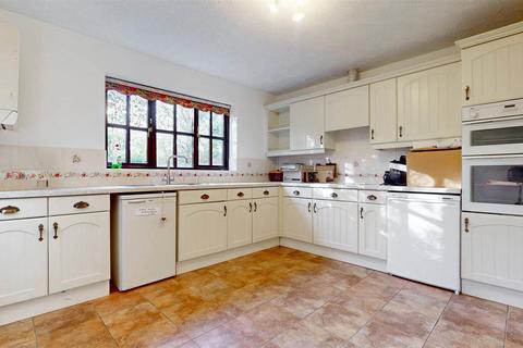 3 bedroom detached bungalow for sale, Hartington Grove, Emerson Valley, Milton Keynes