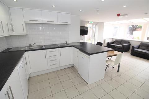 9 bedroom house to rent, Cathays Terrace, Cardiff CF24