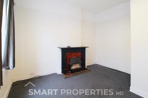 1 bedroom house to rent, Market Street, Huddersfield HD3