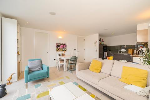 2 bedroom flat to rent, Arthaus Apartments, 205 Richmond Road, London, E8
