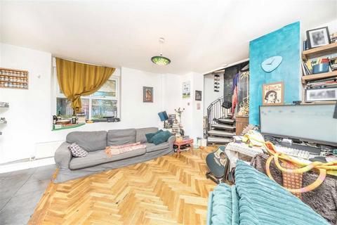 1 bedroom flat for sale, Coventry Road, London E1