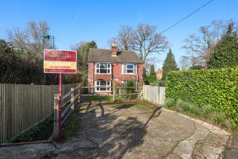 undefined, Ferndale Road, Burgess Hill, RH15