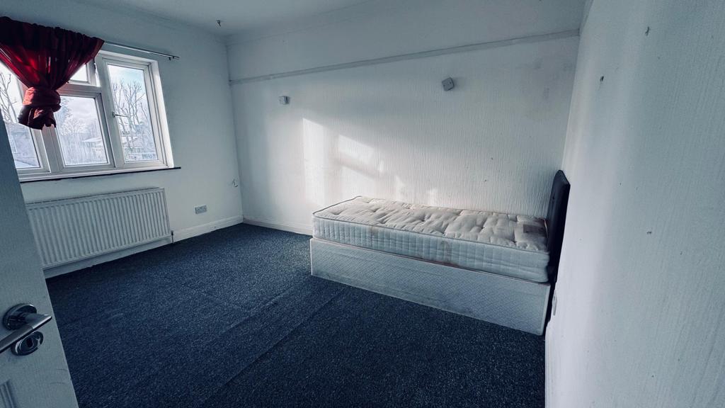 2 Bedroom Flat to Rent – Norwood Road, Southall