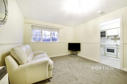 2 bedroom flat to rent, Bryony Close, Loughton, Essex, IG10