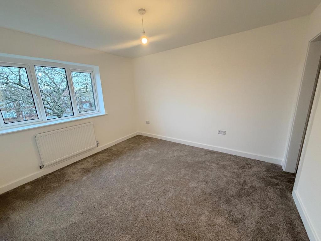 Bedroom 1 ( Front)