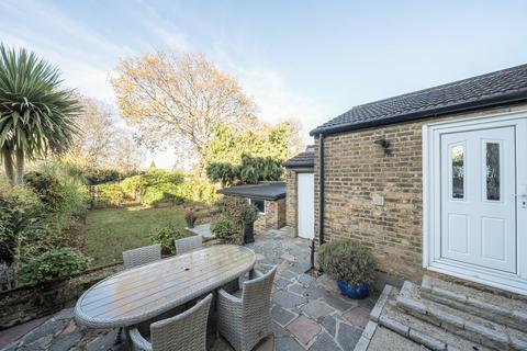 4 bedroom semi-detached house for sale, Walton Road, Sidcup