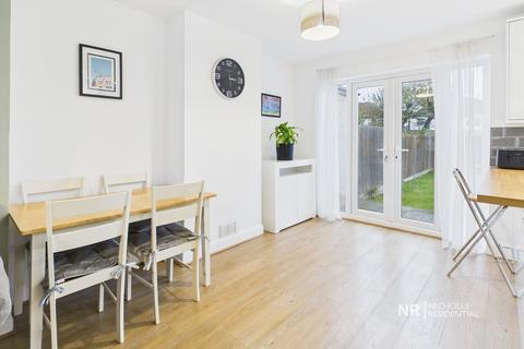 3 bedroom semi-detached house for sale, Ashcroft Road, Chessington, Surrey. KT9