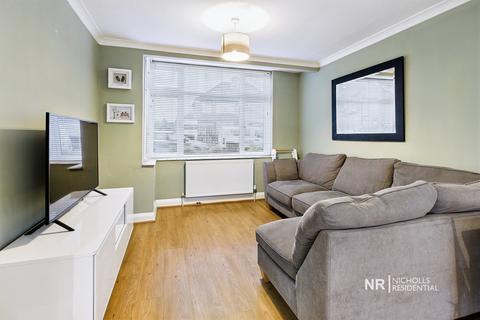3 bedroom semi-detached house for sale, Ashcroft Road, Chessington, Surrey. KT9
