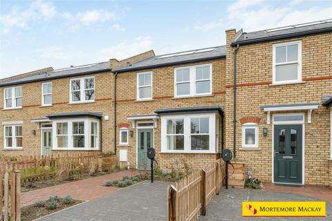 3 bedroom terraced house for sale, Carpenter Gardens