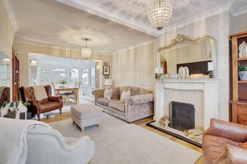 2 bedroom semi-detached house for sale, Napier Gardens, Benfleet, SS7
