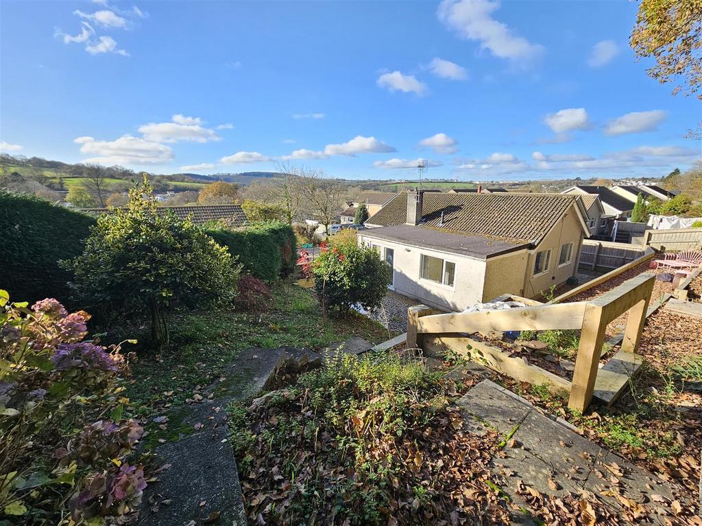 Rear Gardens.jpg