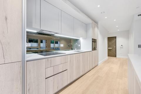 3 bedroom flat to rent, Lanson Building, Chelsea Bridge Wharf, London, SW11