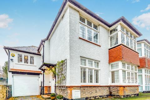 4 bedroom semi-detached house to rent, Haling Park Road, South Croydon, CR2