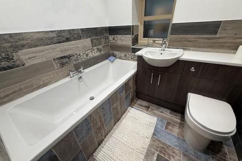 4 bedroom semi-detached house for sale, West Farm Drive, Chopwell, Chopwell, Tyne and Wear