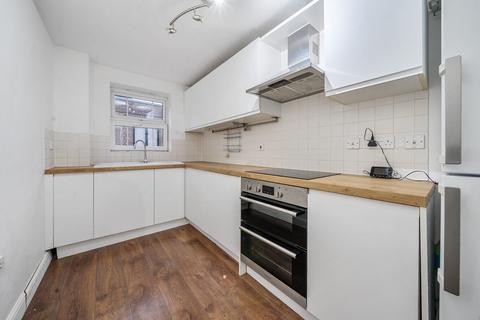2 bedroom flat for sale, Croydon Road, Beckenham, Kent, BR3