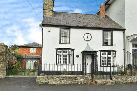 4 bedroom detached house for sale, KINGTON  HR5 3BA