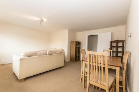1 bedroom flat to rent, 205 Maybank Road, South Woodford