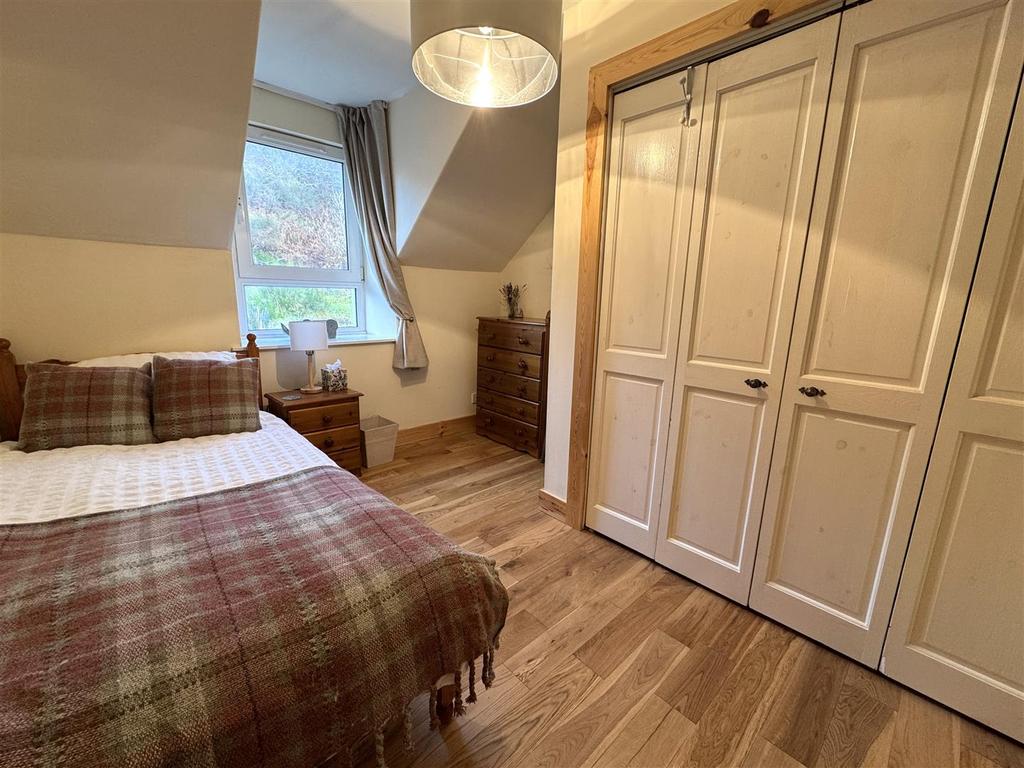 Bedroom 3.jpg