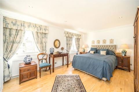 3 bedroom flat for sale, Clarendon Gardens, London W9