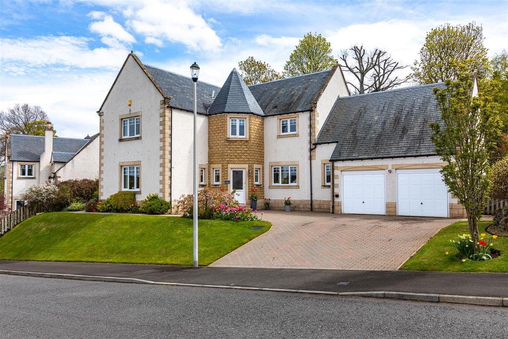 2 Harleyburn Court Melrose 02.JPG