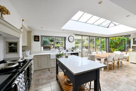 4 bedroom detached house for sale, Maidstone Road, Lenham, Maidstone, Kent, ME17