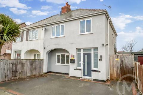 Clovelly Avenue, Norbreck