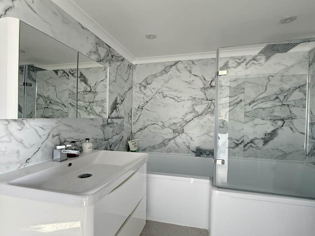 Bathroom 2