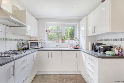 undefined, Grantham Court, Grantham Gardens, Romford, RM6 6HL