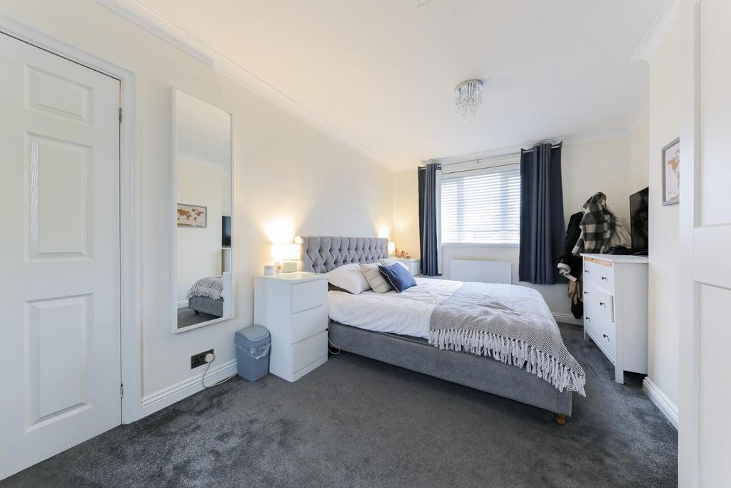 Main bedroom.jpg