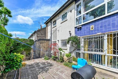 undefined, Somerford Grove Estate, London, N16