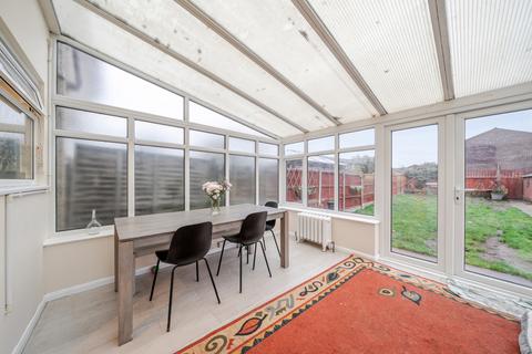 3 bedroom semi-detached house for sale, Penn Road, Mill End, Rickmansworth