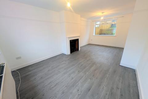 3 bedroom semi-detached house to rent, Westfield Way, Malpas, Newport
