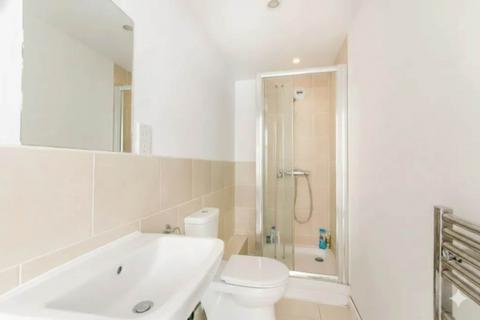 2 bedroom flat to rent, Empire Way, Wembley Park
