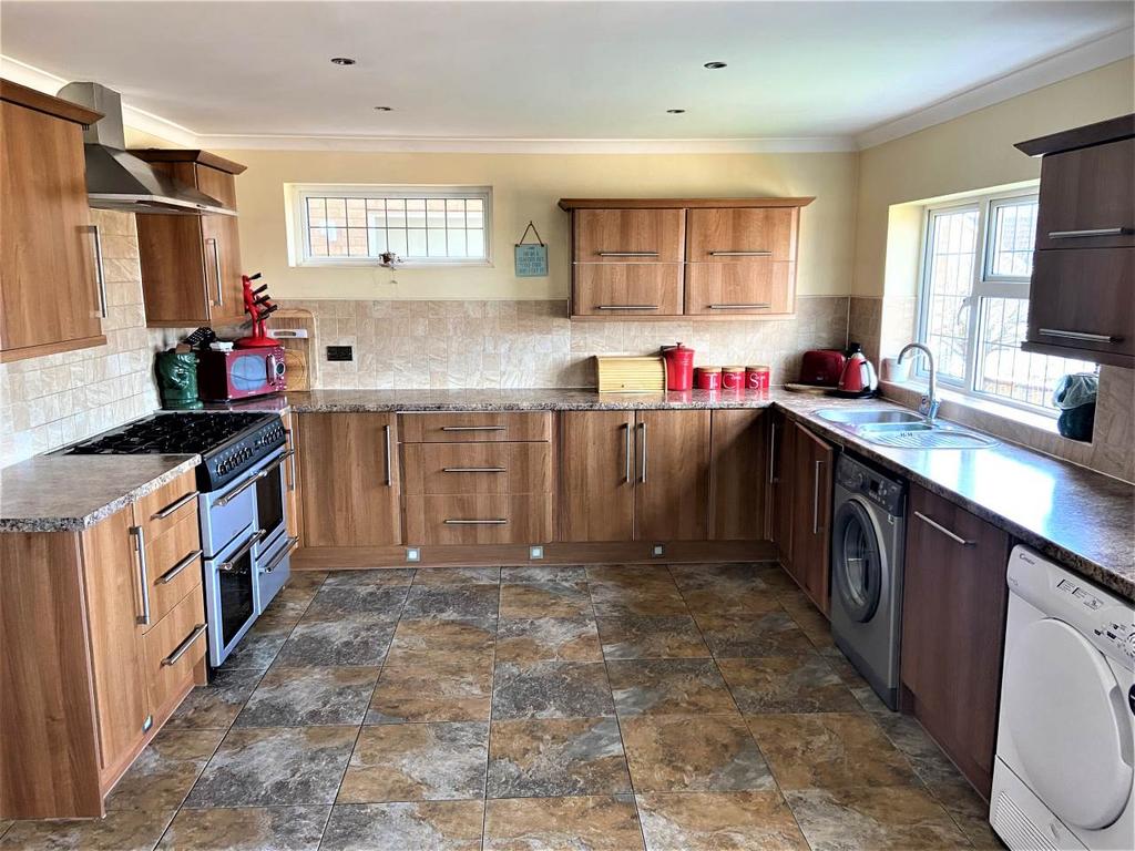 Communal Kitchen