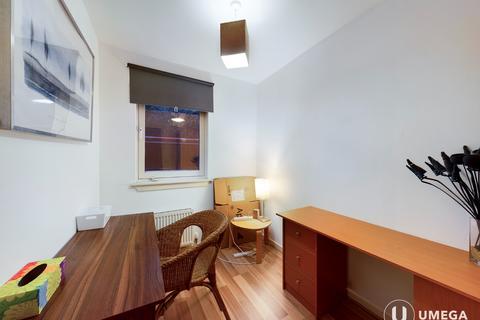 undefined, Cowgatehead, Old Town, Edinburgh, EH1